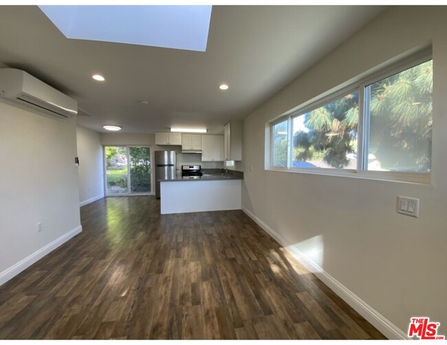 Building Photo - 4567 Yellowstone St