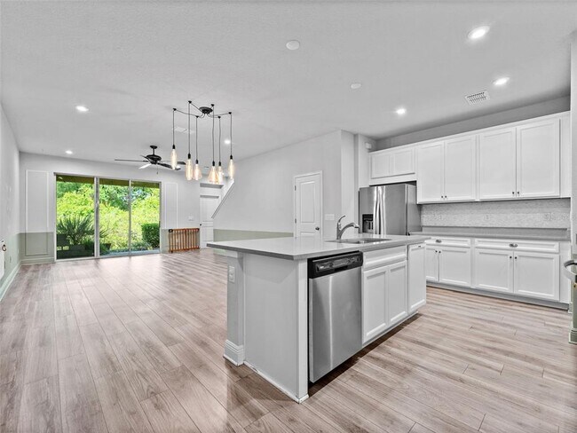 Building Photo - 5845 Grand Sonata Ave