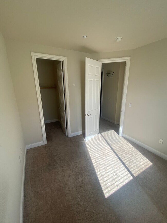 Building Photo - $4,290 / 4 BR -2170 SF - STUNNING SAN JOSE HOME IN BERRYESSA A MUST SEE!