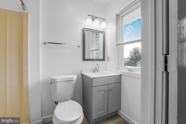 Building Photo - 363 Chickory Way
