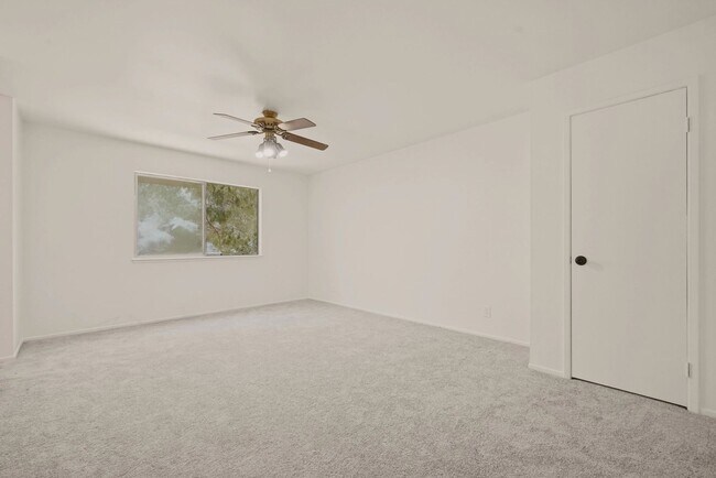 Building Photo - 25 Miwok Ct