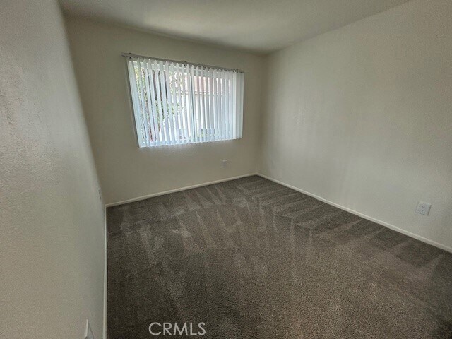 Building Photo - 74533 Sagebrush Dr