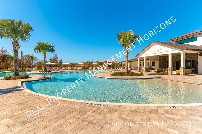 Building Photo - 10952 65th Ter E