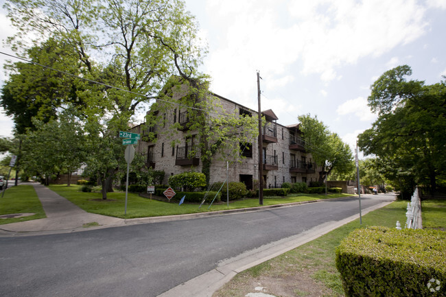 Primary Photo - Continental Flats