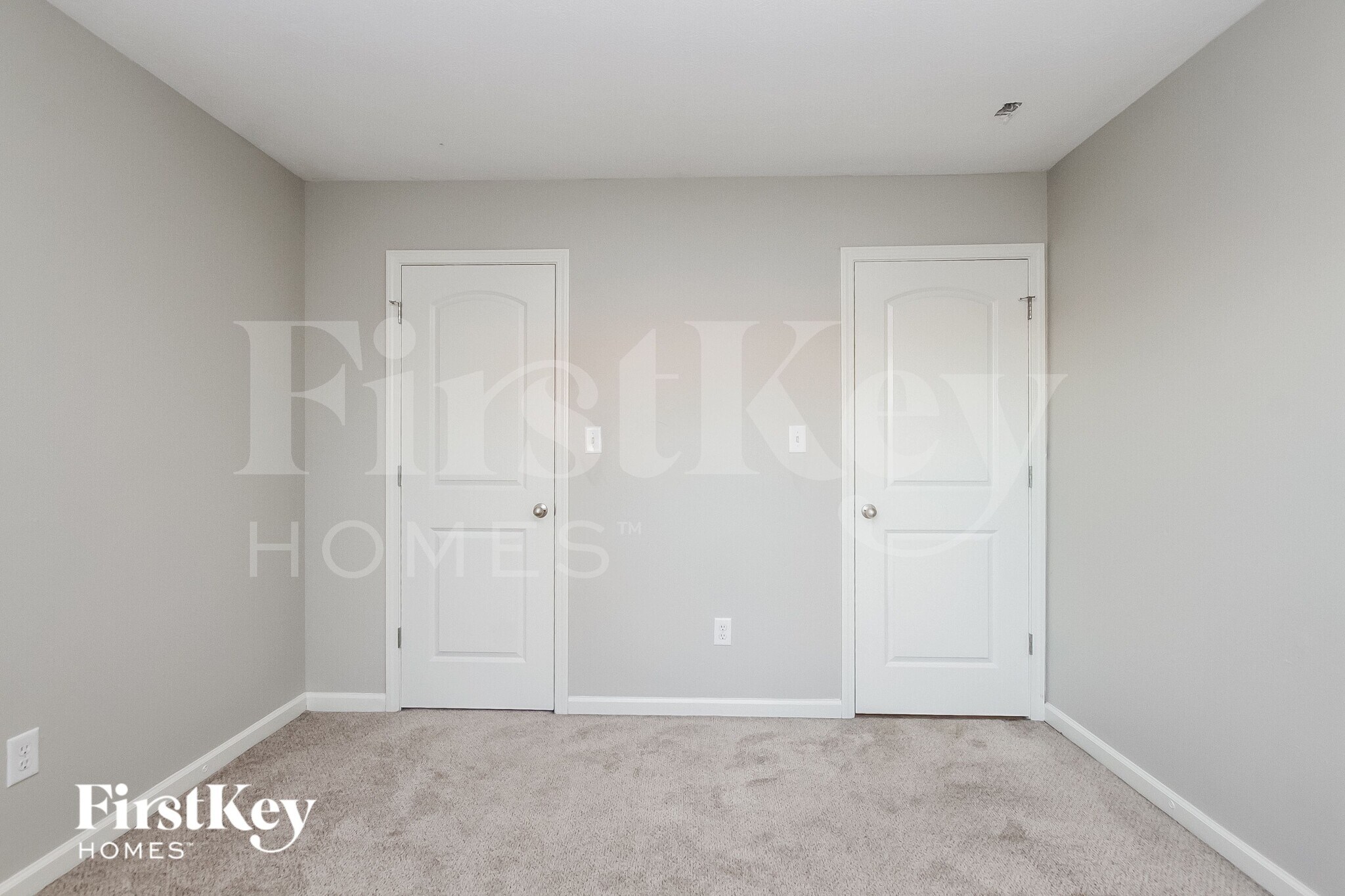 Building Photo - 5602 Wild Horse Dr