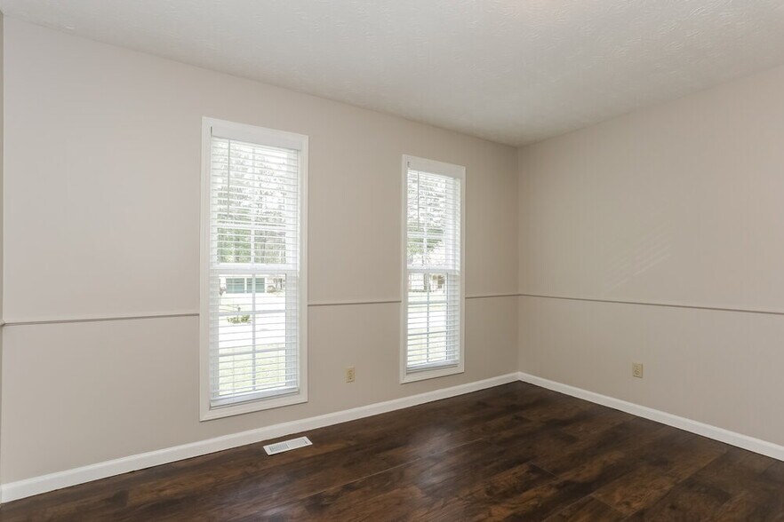 Building Photo - 2408 Chauncey Ln