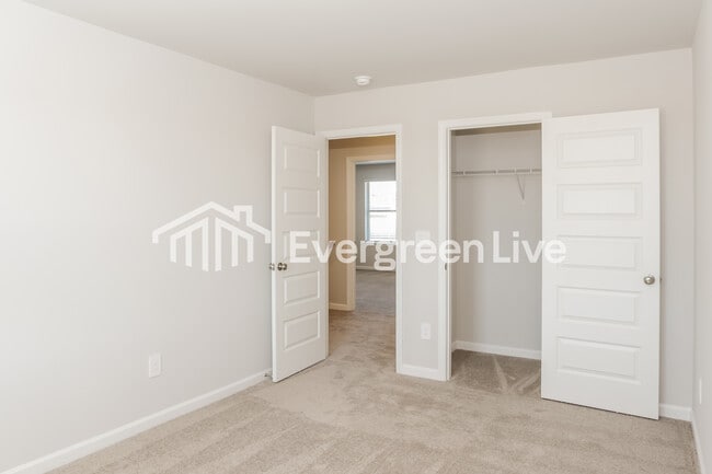 Building Photo - 17753 Denham Cir