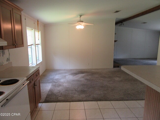 Building Photo - 12013 Hibiscus St