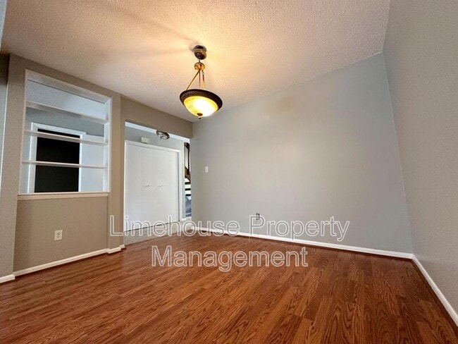 Building Photo - 3746 Chimney Creek Drive - 1