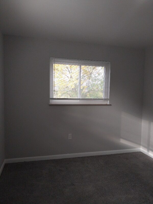 Building Photo - 4801 Madison Rd