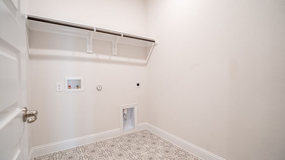 Building Photo - 2507 Henley Wy