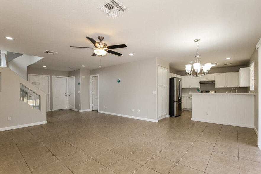 Building Photo - 12249 W Larkspur Rd