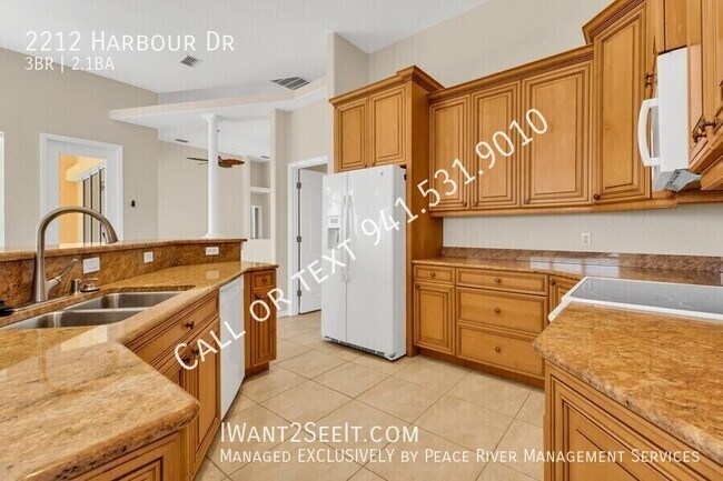 Building Photo - 2212 Harbour Dr