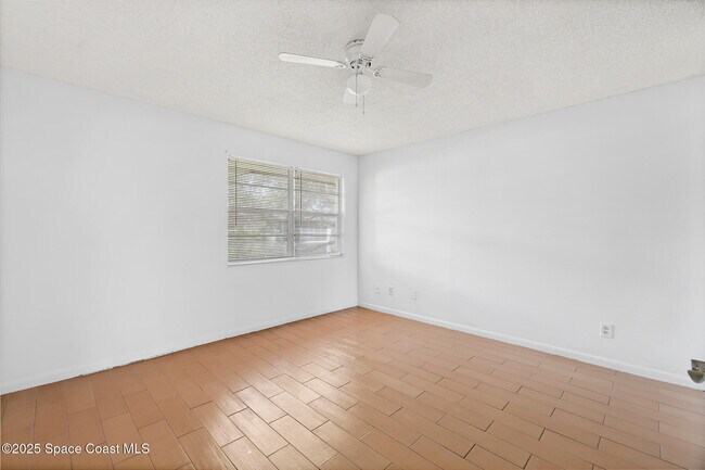 Building Photo - 291 Cape Shores Cir