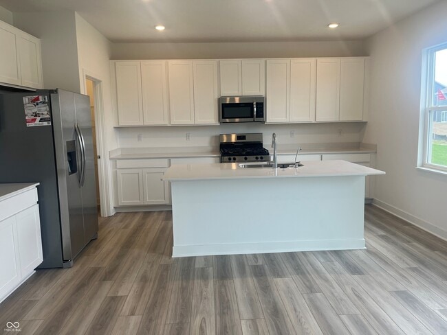 Building Photo - 6958 Bauer Crk Dr