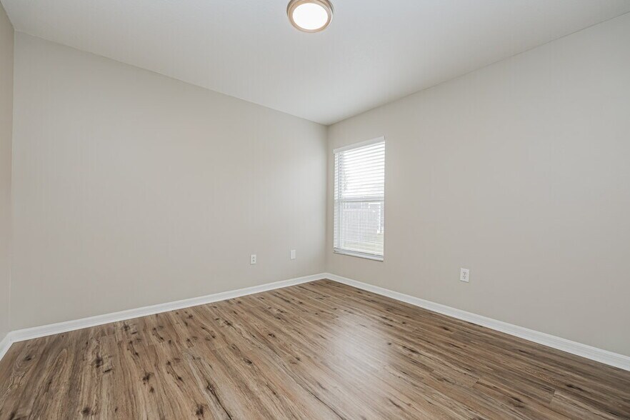 Building Photo - 5322 Watson Rd