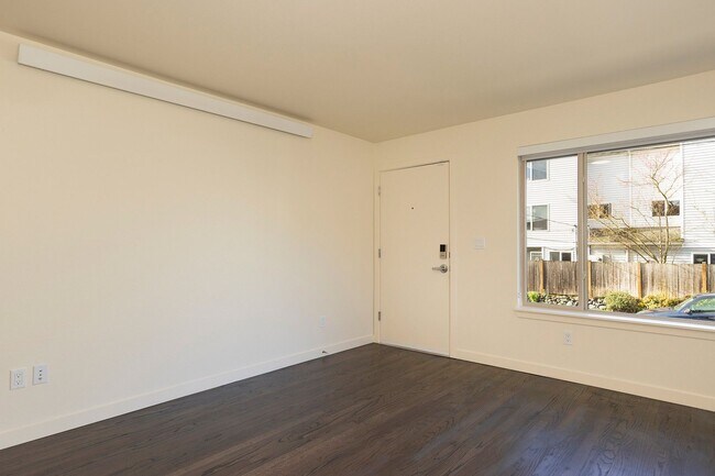 Building Photo - Spacious 2BR Home – Private Entry, In-Unit Washer & Dryer, Quartz Finishes & Pet Friendly Living ...