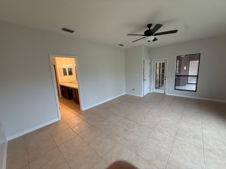 Building Photo - 2355 Abalone Blvd