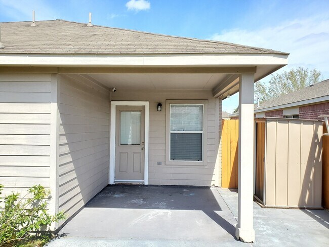 Building Photo - 19119 Mission Fort Ln