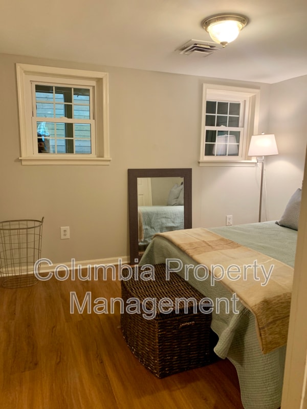 Building Photo - 1434 A St SE