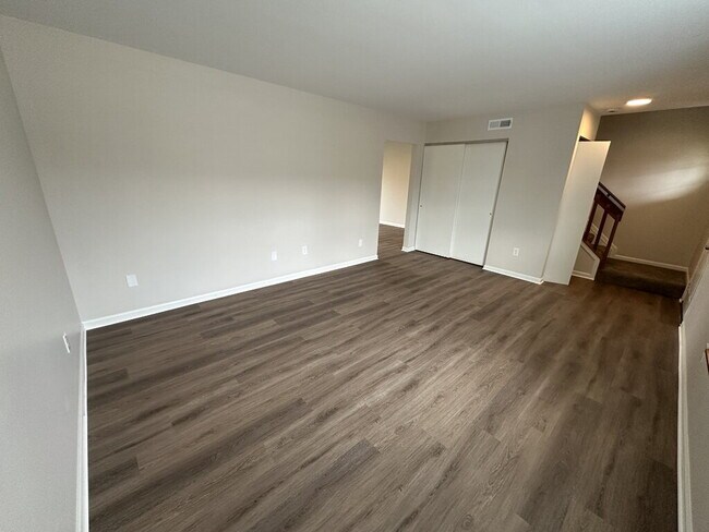 Building Photo - 2301 Old State Rte 32