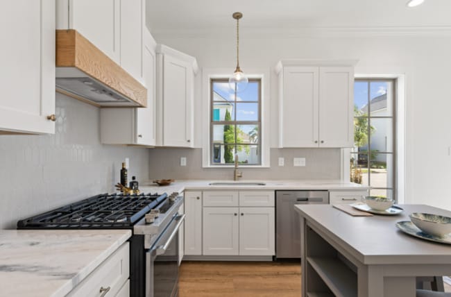 Building Photo - FOR RENT in SUGAR MILL POND!