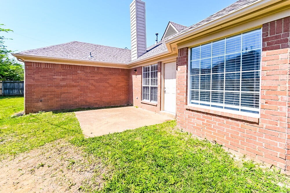 Building Photo - 7762 Brookbury Cove