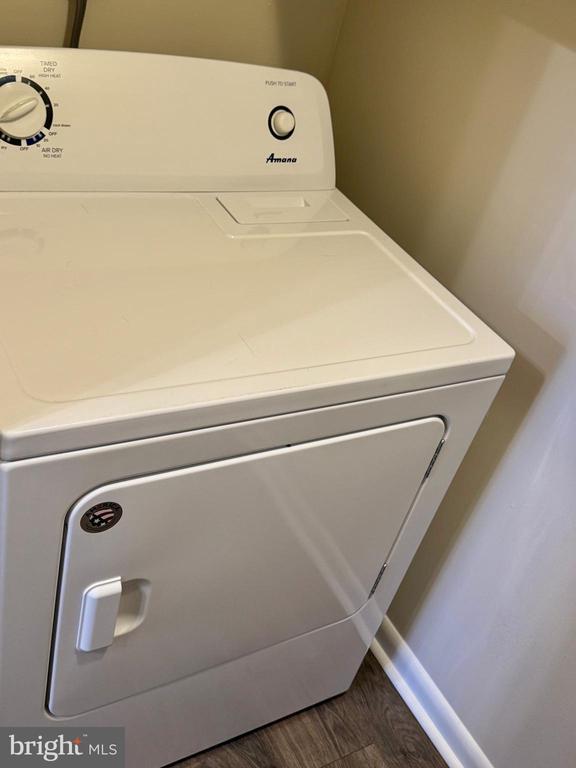 Building Photo - 22 Fitzwatertown Rd