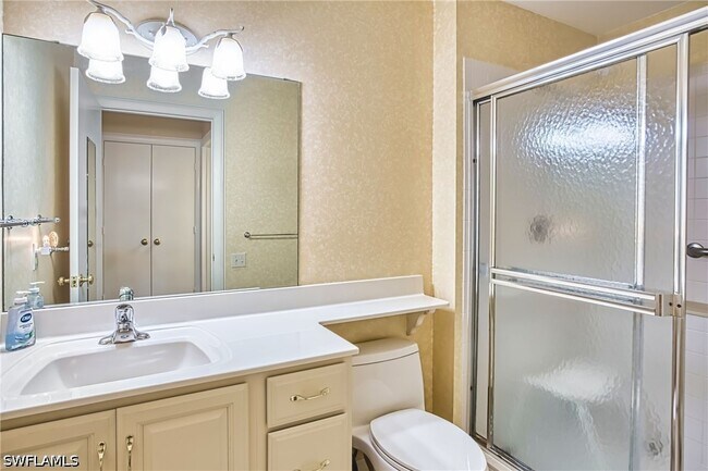 Building Photo - 7402 Lake Breeze Dr