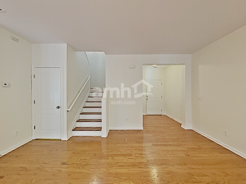 Building Photo - 209 Brookhaven Ct