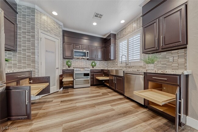 Building Photo - 2760 Drummossie Dr