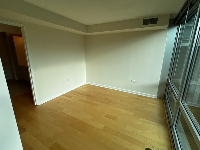 Building Photo - 9655 Woods Dr