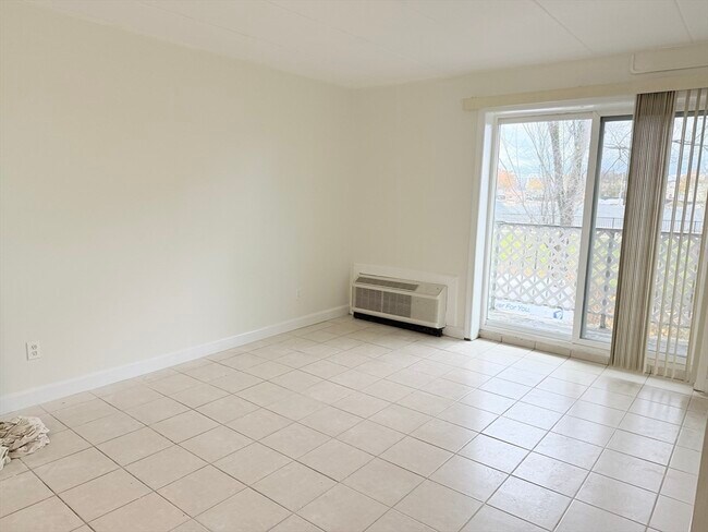 Building Photo - 126 Beaver St