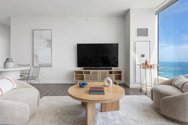 Building Photo - 1000 S Michigan Ave