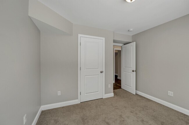 Building Photo - 259 Stage Rd