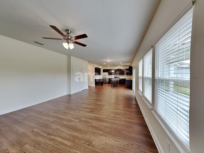 Building Photo - 3109 Creek Village Ln