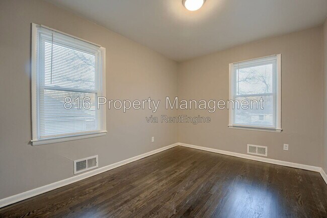Building Photo - 8710 Kentucky Ave