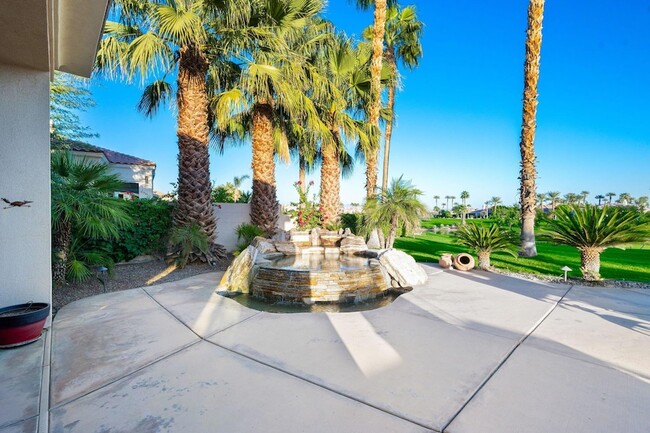 Building Photo - 50944 Via Ancantara