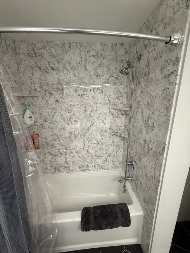 Building Photo - 44 W Broadway