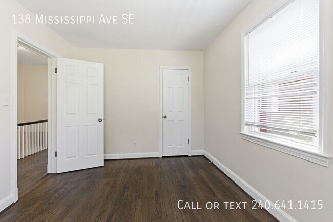 Building Photo - 138 Mississippi Ave SE