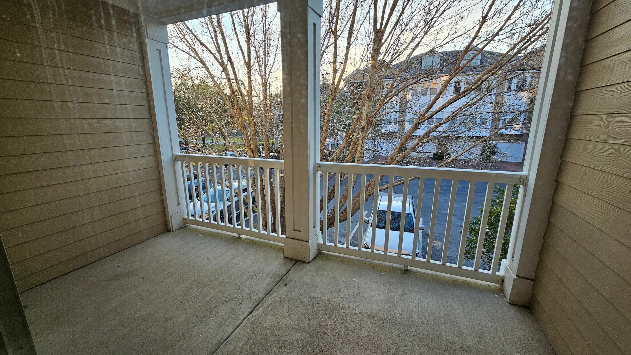 Building Photo - 2801 Chancellorsville Dr