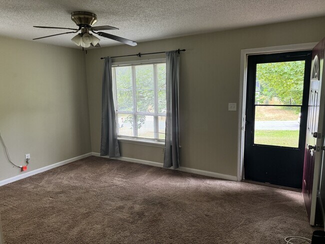 Building Photo - 1400 Caldwell Williams Rd