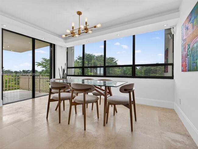 Building Photo - 11113 Biscayne Blvd