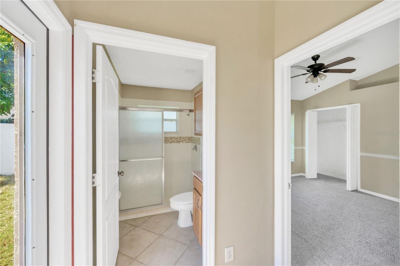 Building Photo - 1833 Mira Lago Cir