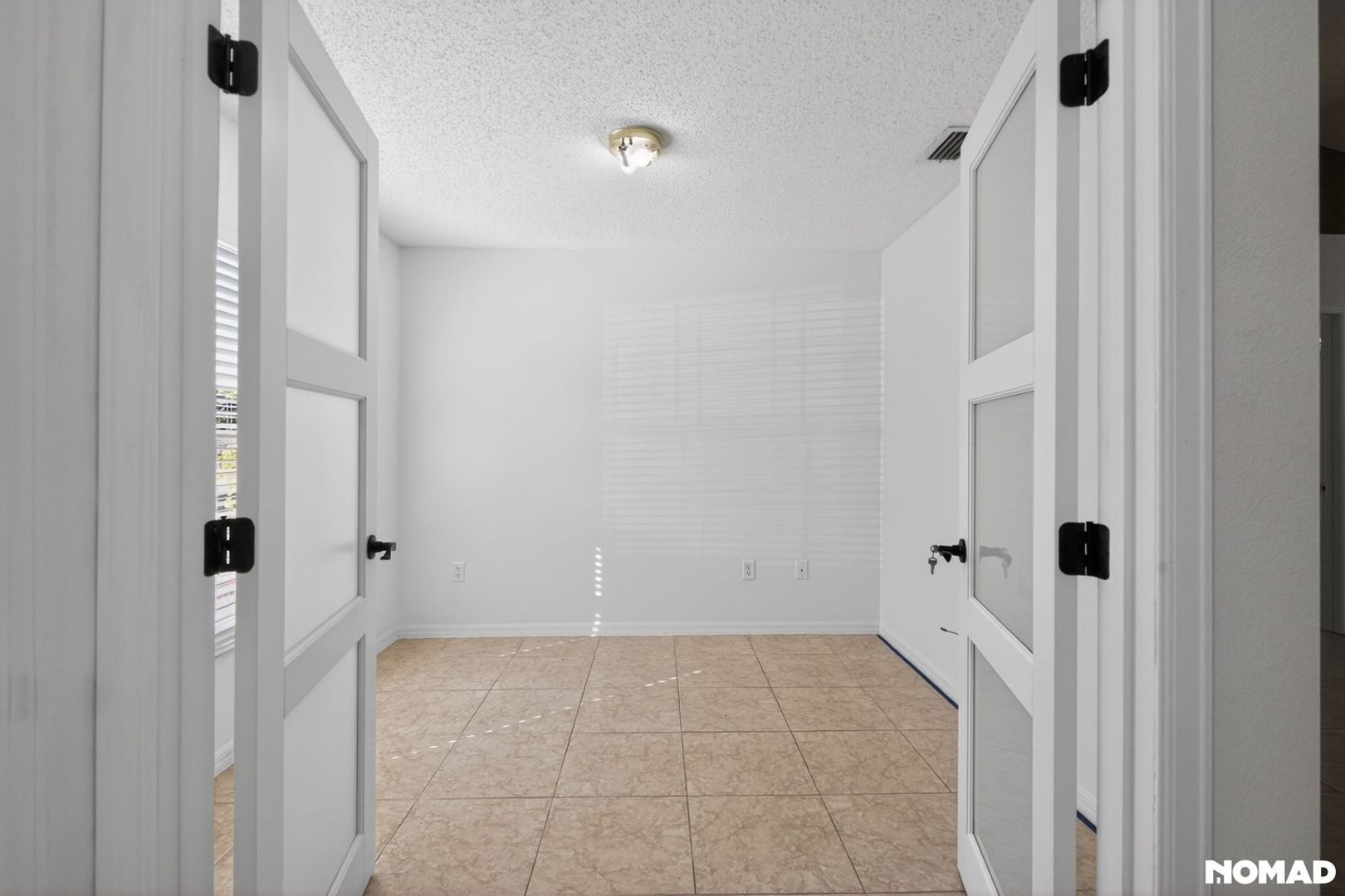 Building Photo - 1281 SW San Esteban Ave