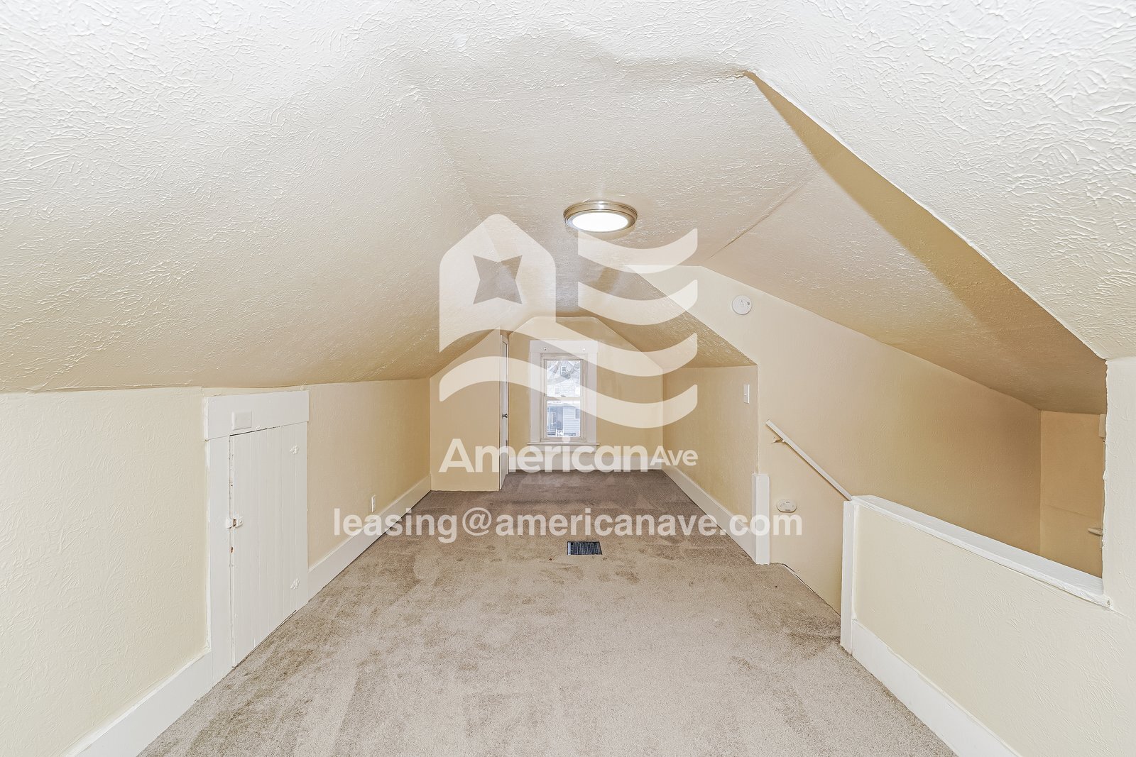 Building Photo - 1494 Preston Ave