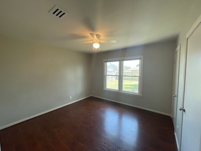 Building Photo - Beautiful 2 Bed / 1 Bath Home – Prime Location