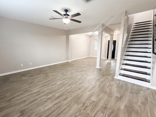 Building Photo - 4422 Park Trail Ln