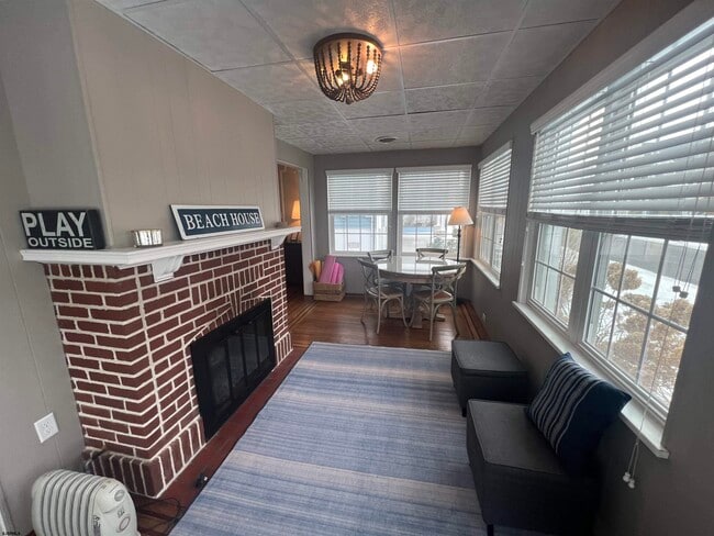 Building Photo - 29 N Hanover Ave