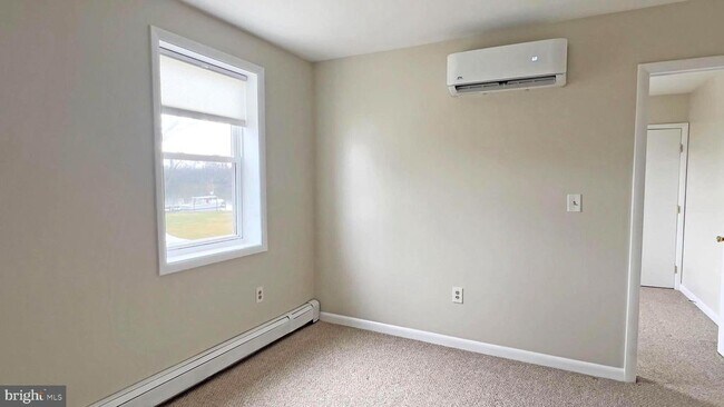 Building Photo - 7823 Denton Ave